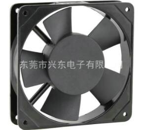 交流風(fēng)扇的應(yīng)用，解決了散熱問(wèn)題