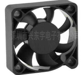帶你熟悉舞檯燈光散熱風(fēng)扇的散熱方式